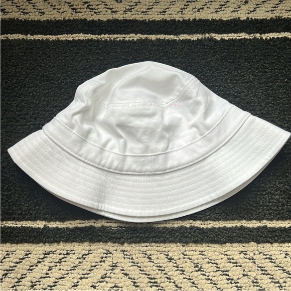 Champion Embroidered Logo Bucket Hat - Picture 5 of 7